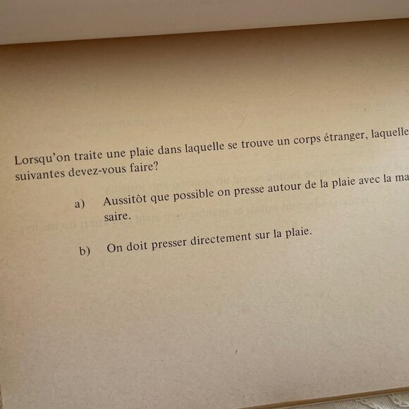 Secourisme orienté vers la sécurité - Ambulance Saint-Jean - Vintage - Picture 7 of 9